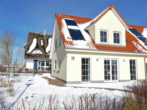 Vacation center - 7 persons -  - 3 Schlafräume, Waschmaschine, Trockner, umzäunter Garten, Ca - 18230 - Rerik