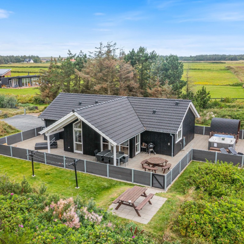 Sommerhus - 8 personer -  - Laust Diges Vej - Haurvig - 6960 - Hvide Sande