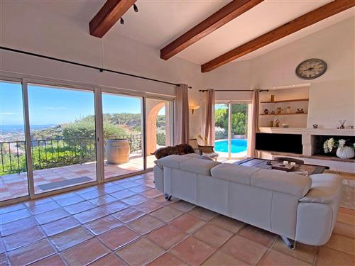 Holiday home - 8 persons -  - Sainte Maxime - 83120