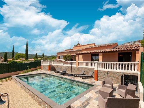 Holiday home - 6 persons -  - 83440 - Callian