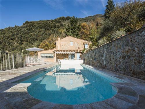 Holiday Home/Apartment - 8 persons -  - Vicolo dietro al circolo - 55041 - Vado Di Camaiore