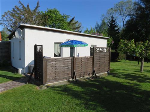 Holiday Home/Apartment - 4 persons -  - In unmittelbarer Nähe zum Bodden gelegen! - 18311 - Ribnitz-Damgarten