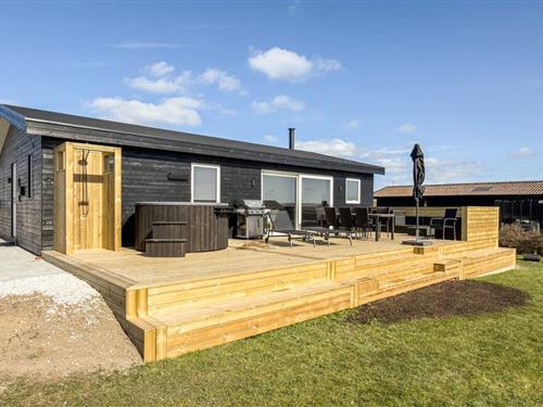 Holiday home - 8 persons -  - Havesvinget - Følle Strand - 8410 - Rønde