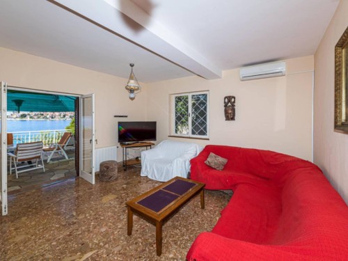 Holiday home - 6 persons -  - 21223 - Okrug Gornji