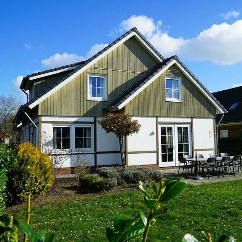 Sommerhus - 8 personer -  - 6114 - Susteren
