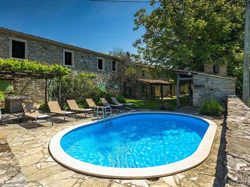 Holiday home - 6 persons -  - Srnegla - 52420 - Buzet