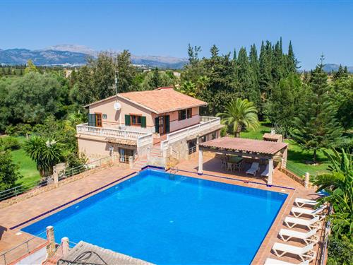 Holiday home - 8 persons -  - Diseminado Diseminados Var - Can Jener, Muro - 07430 - Muro