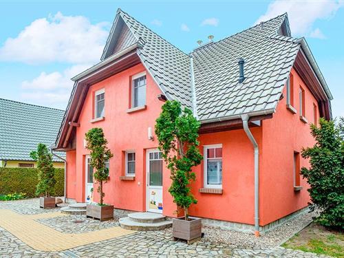 Holiday Home/Apartment - 5 persons -  - Hirtenweg - 18374 - Zingst