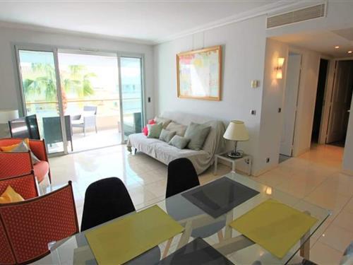 Holiday Home/Apartment - 4 persons -  - 06400 - Cannes