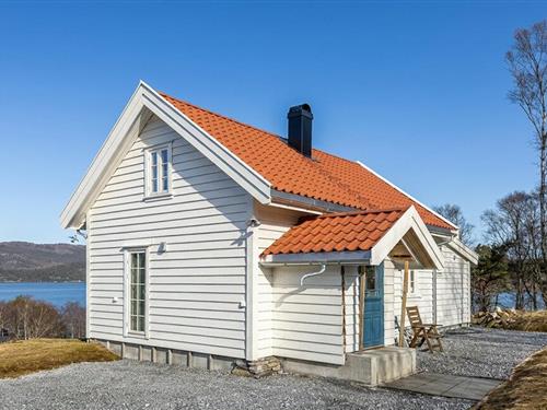 Feriehus - 6 personer -  - Årvikvegen - 5568 - Vikebygd