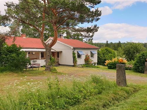 Fritidshus - 6 personer -  - Brosäter Sandåsen - 661 92 - Säffle