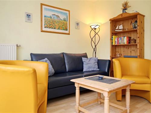 Holiday Home/Apartment - 4 persons -  - Ostseeallee - 18225 - Ostseebad Kühlungsborn