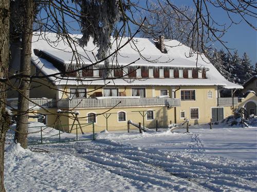 Semesterhus/Semesterlägenhet - 4 personer -  - Gut Horn - 83329 - Waging Am See