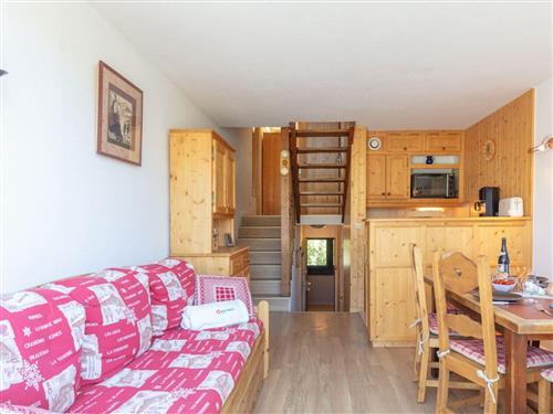 Holiday Home/Apartment - 7 persons -  - Les Menuires - 73440