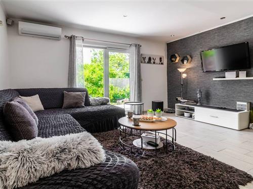 Feriehus - 10 personer -  - 21217 - Kastel Stafilic