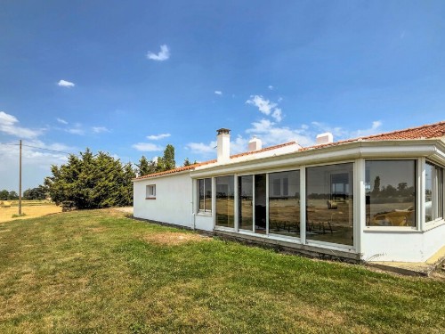 Holiday home - 8 persons -  - les Linottières - 85300 - Sallertaine