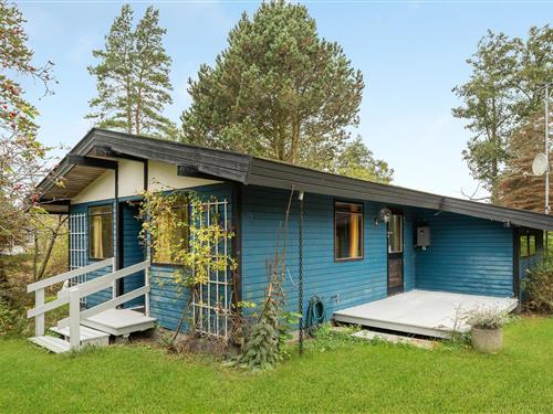 Holiday Home/Apartment - 4 persons -  - Sitkavænget - Marielyst - 4872 - Idestrup