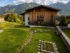 Image 9 - Outside