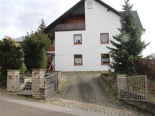 Ferienhaus - 6 Personen -  - Hauptstraße - 97453 - Schonungen