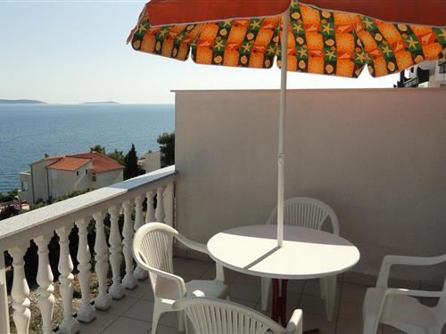 Holiday Home/Apartment - 4 persons -  - Bušinci - 21223 - Bušinci