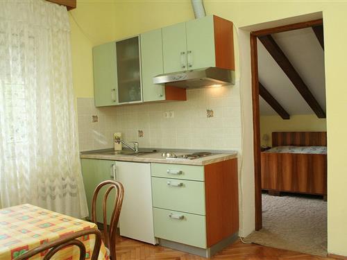 Holiday Home/Apartment - 4 persons -  - Jelsa - 21465 - Jelsa