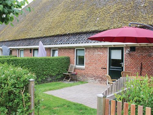 Holiday Home/Apartment - 6 persons -  - Buorren - 9136 PV - Paessens