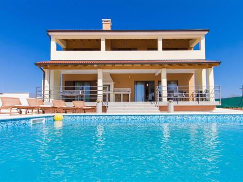 Feriehus - 8 personer -  - Brscici bb - 52342 - Svetvincenat