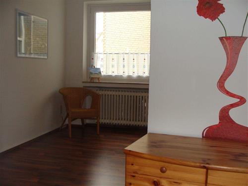 Ferienhaus - 3 Personen -  - Tonndeichstraße - 26384 - Wilhelmshaven