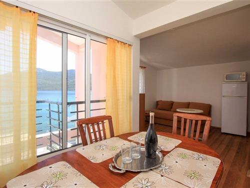 Holiday Home/Apartment - 4 persons -  - 20248 - Putnikovici