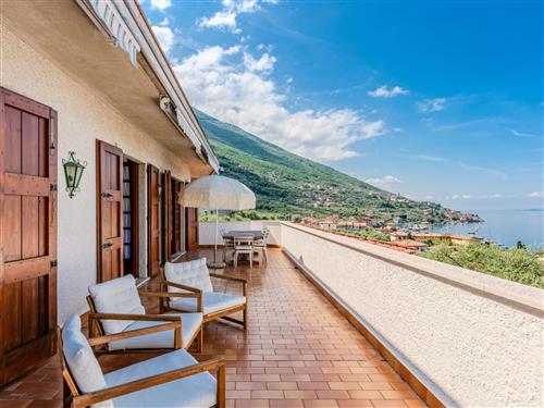 Holiday apartment - 4 persons -  - 37010 - Brenzone