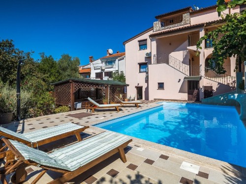 Holiday home - 16 persons -  - Pjescana uvala X ogr. - 52100 - Pula