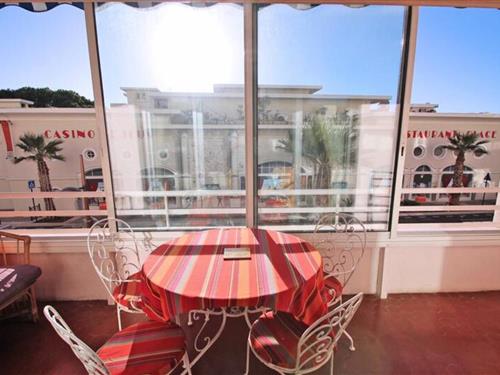 Holiday Home/Apartment - 7 persons -  - 83120 - Ste Maxime