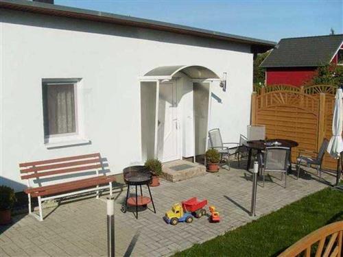 Fritidshus - 5 personer -  - Bahnhofsstraße 7 a - 17440 - Kröslin