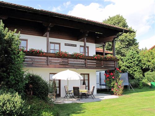 Holiday Home/Apartment - 4 persons -  - Bischofsmais - 94253