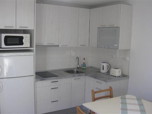 Ferieleilighet - 4 personer -  - 22242 - Jezera