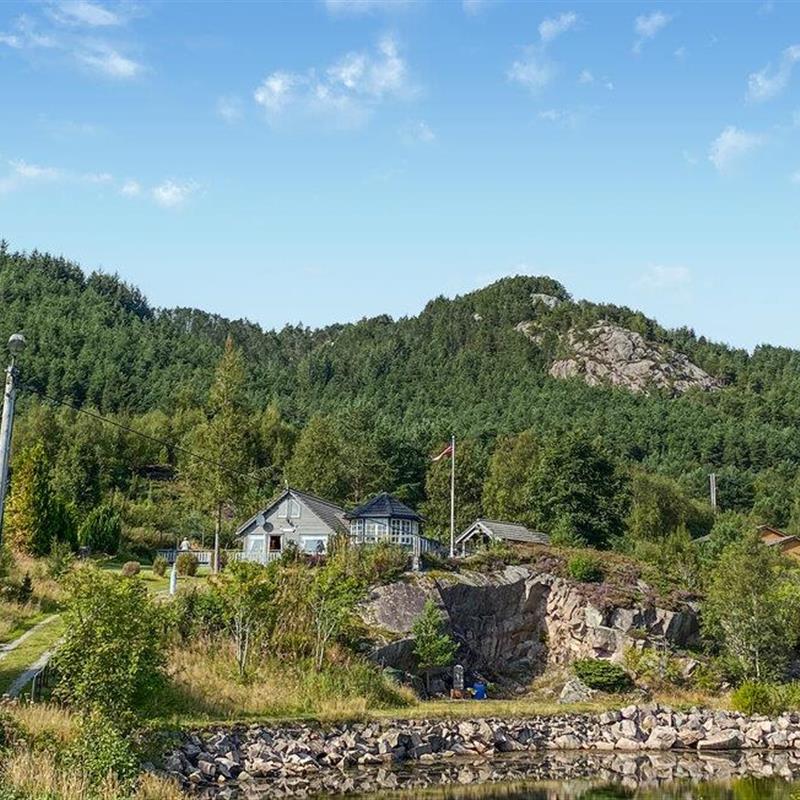 Sommerhus - 5 personer -  - Korssundvegen - 6964 - Korssund