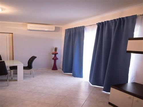 Holiday Home/Apartment - 6 persons -  - Privlaka - 23232 - Privlaka