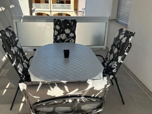 Holiday apartment - 4 persons -  - Ulica Viric VII - 23234 - Vir