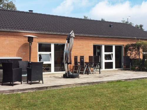 Holiday home - 8 persons -  - Lupinvej - Marielyst - 4873 - Væggerløse