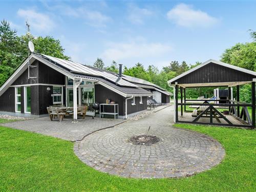 Holiday Home/Apartment - 8 persons -  - Blåbærvangen - Jegum - 6840 - Oksbøl