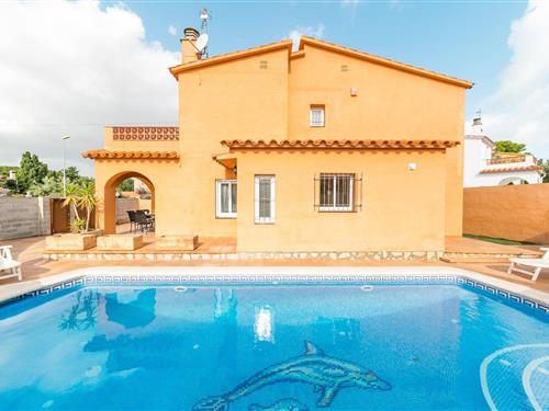 Villa - 8 persons -  - 17130 - L'escala