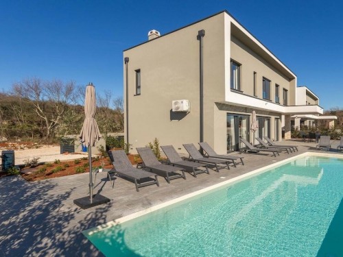 Villa - 8 persons -  - 52100 - Pula