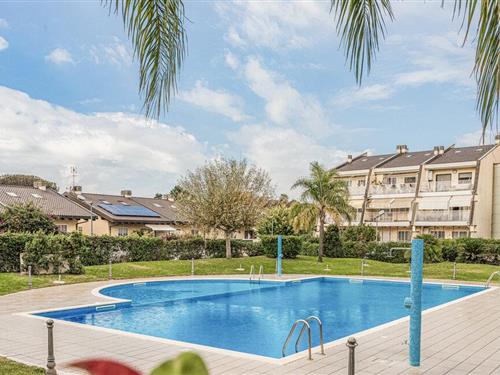 Ferielejlighed - 4 personer -  - Via Salorno - 00126 - Roma