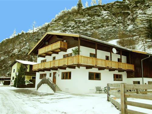 Feriehus - 13 personer -  - 6444 - Längenfeld