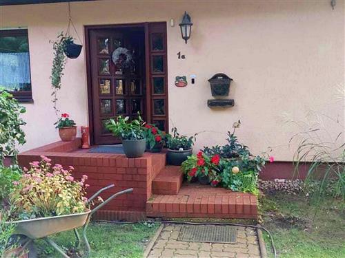 Ferienhaus - 3 Personen -  - Neuhofer Straße - 17424 - Heringsdorf (Seebad)