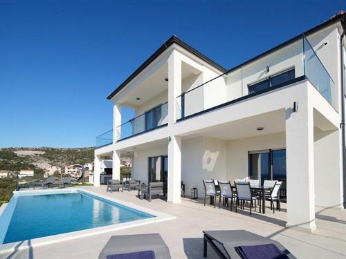 Holiday home - 8 persons -  - Rtic V - 22202 - Primosten