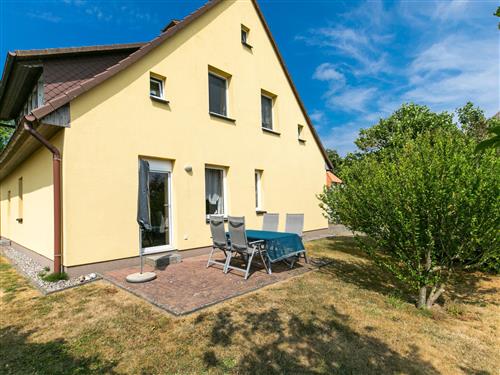 Holiday Home/Apartment - 4 persons -  - Waase - 18569