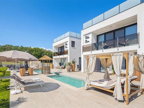 Holiday home - 8 persons -  - Piantade - Porec-Vrvari - 52440 - Vrvari