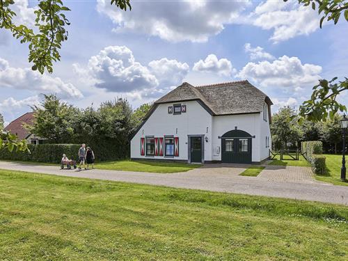 Villa - 13 personer -  - 6088NT - Roggel