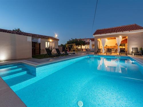 Sommerhus - 8 personer -  - Ulica XIII,Kucni broj - Zadar-Galovac - 23222 - Galovac